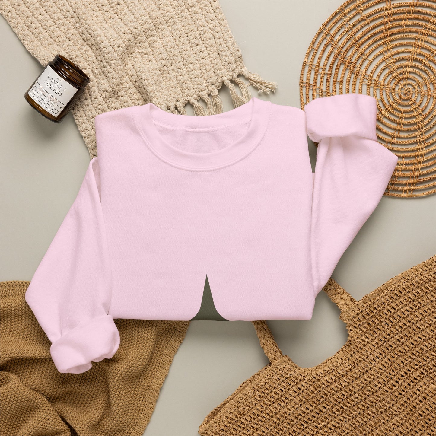 Waran Unisex Heavy Blend Crewneck Sweatshirt